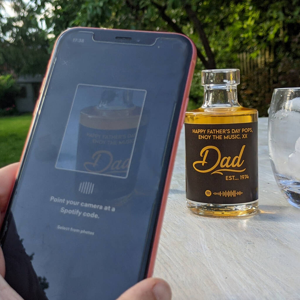 Personalised Dad Established Spiced Rum With Music MixPixie