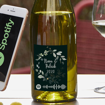 Personalised White Wine With Spotify Playlist MixPixie Limited